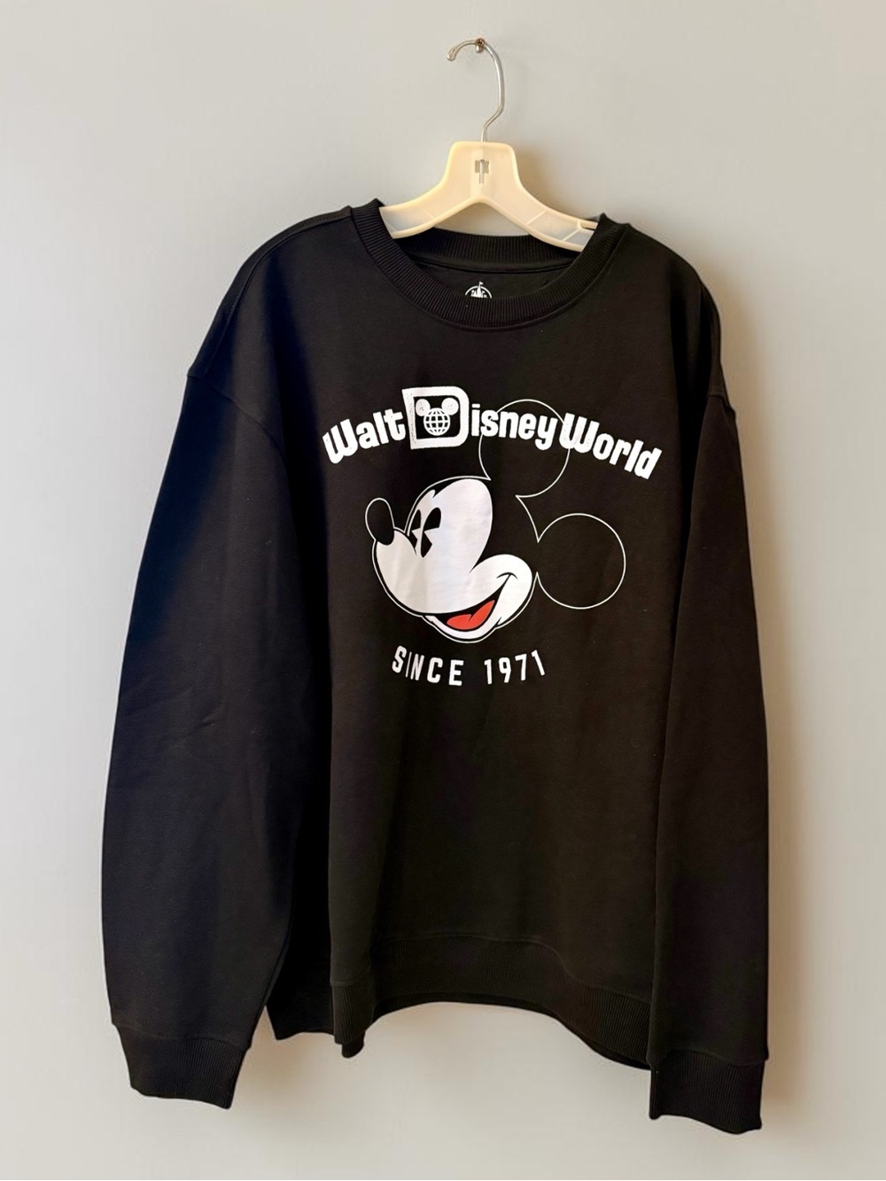 Walt Disney World Mickey Graphic Sweatshirt - Black - Size XL - NWT